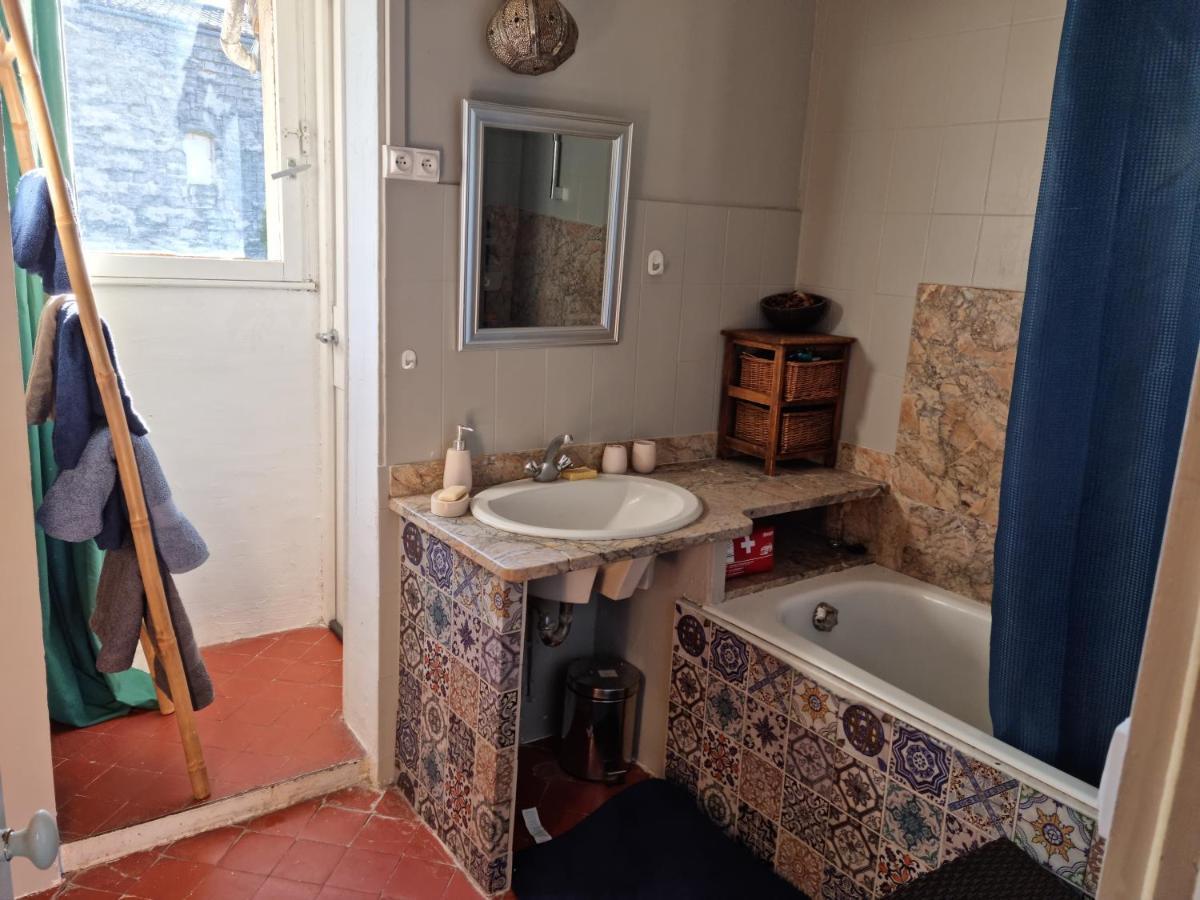 Un Nid Sur Les Toits Face Au Palais Des Papes Appartement Avignon Buitenkant foto