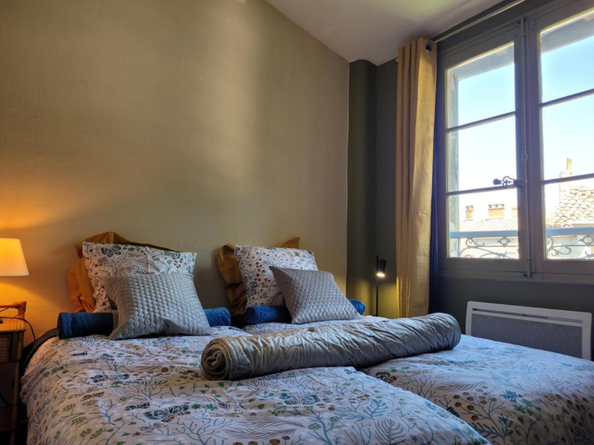 Un Nid Sur Les Toits Face Au Palais Des Papes Appartement Avignon Buitenkant foto