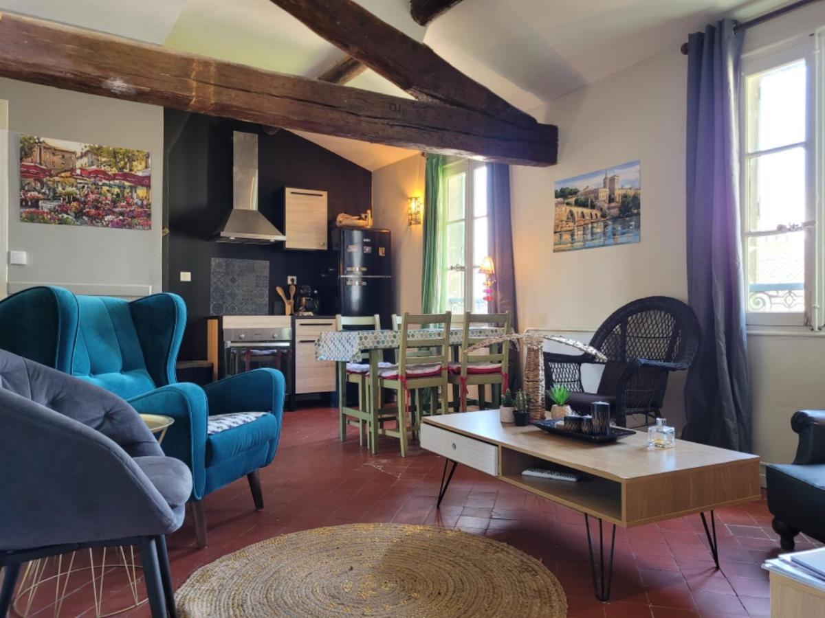 Un Nid Sur Les Toits Face Au Palais Des Papes Appartement Avignon Buitenkant foto